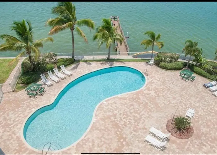 Boca Ciega Resort
